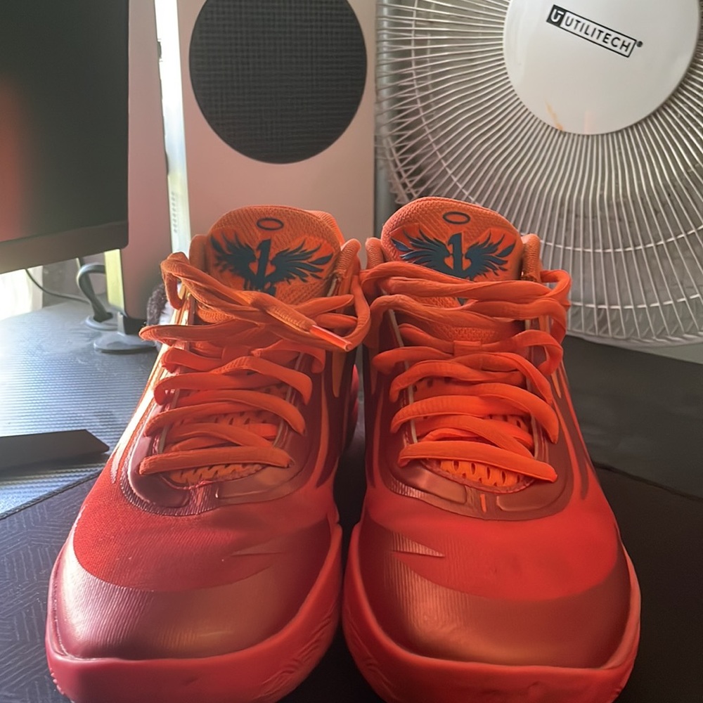 Puma MB.02 supernova - Picture 2 of 5